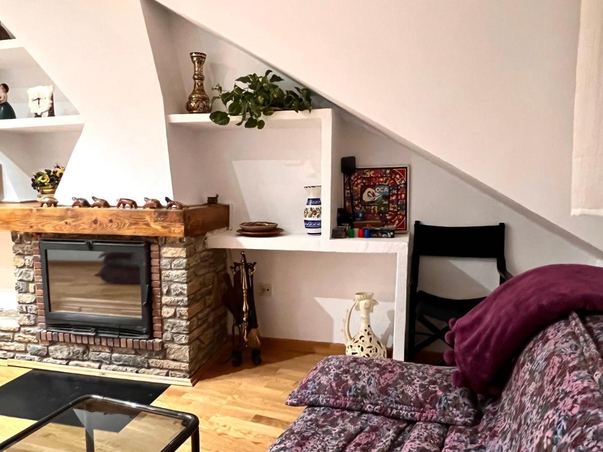 Apartamento Centrico Con Parking - L'Amfitriona Rialp Kültér fotó